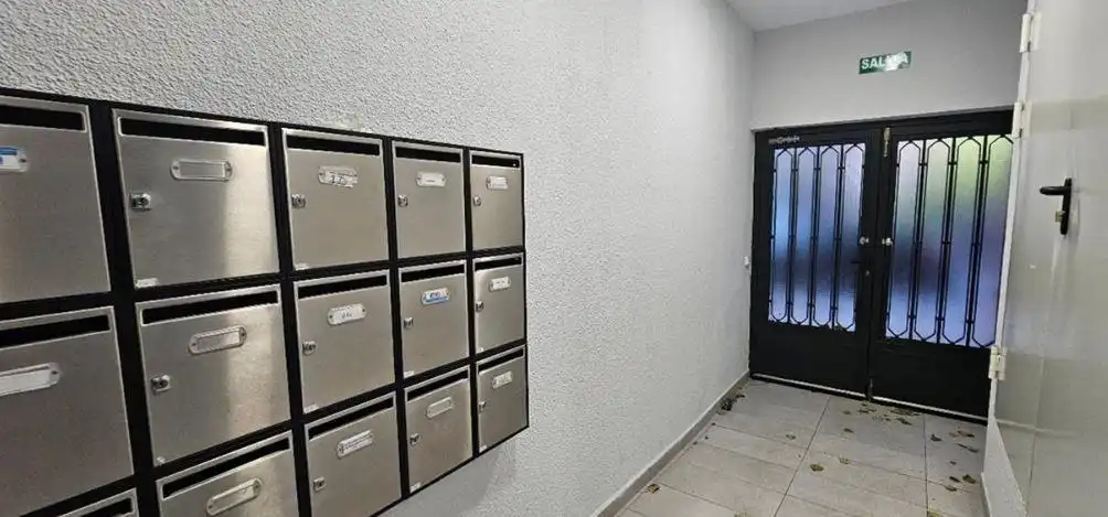 SE VENDE piso OKUPA en C Campo De La Paloma 16 de Madrid, imatge 3