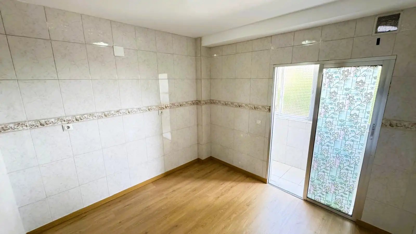 Bathroom of Flat for sale in El Álamo  with Heating and Terrace