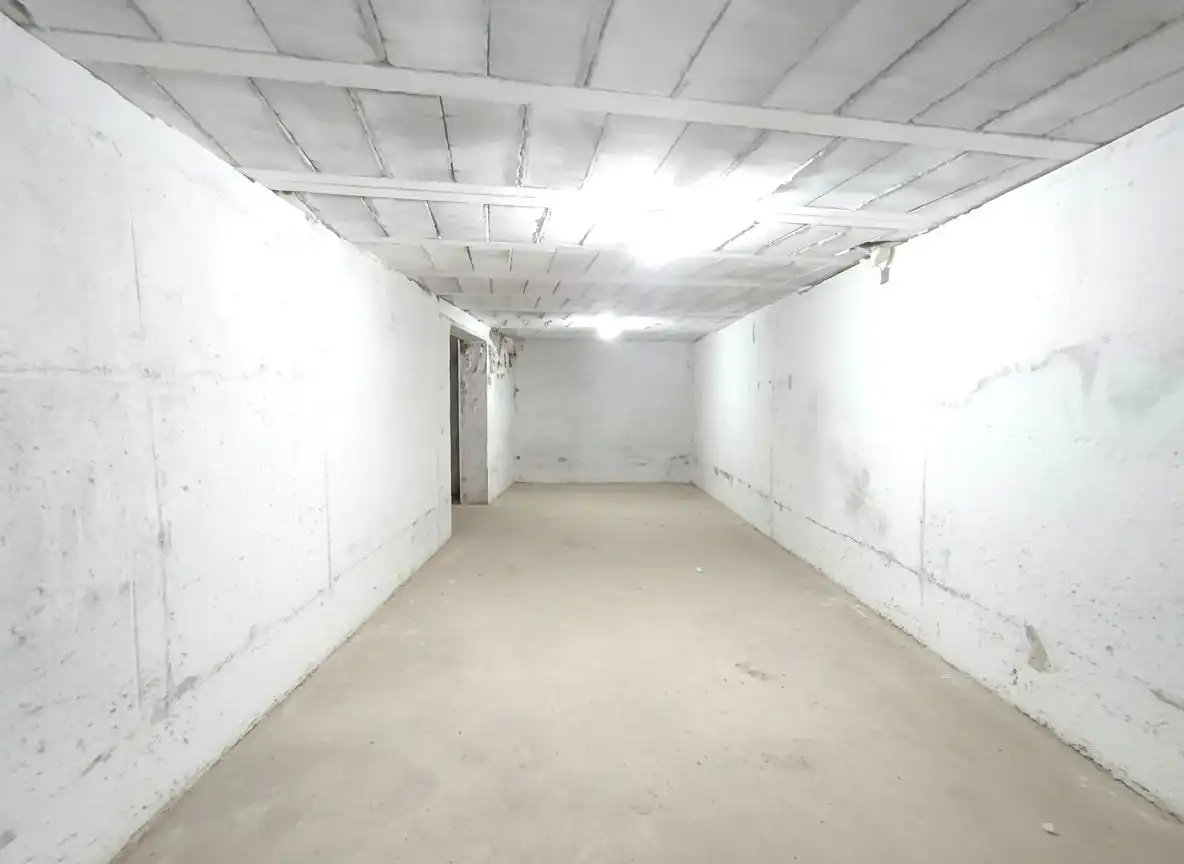 Industrial buildings for sale in Guareña