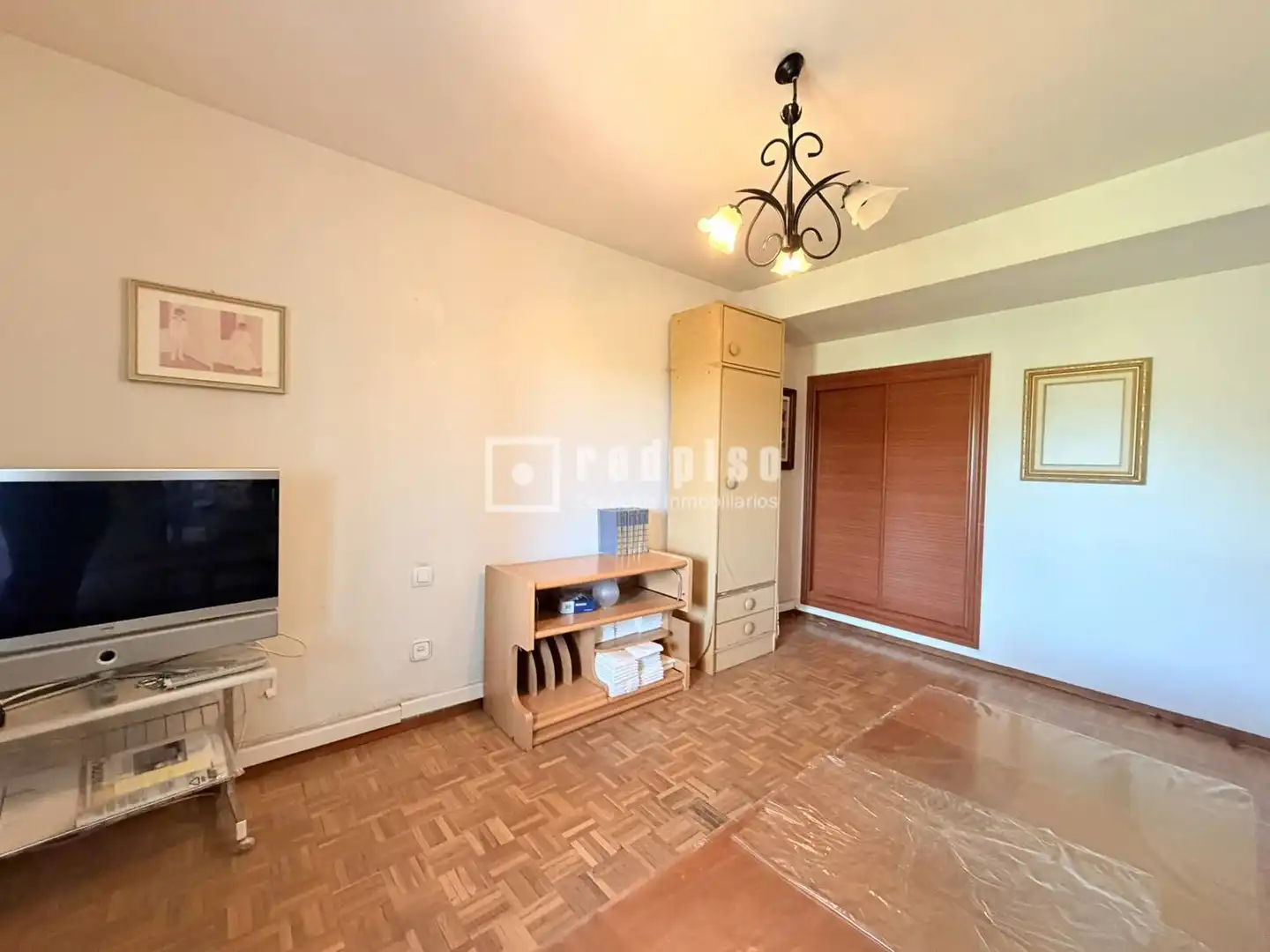Bedroom of Flat for sale in Madrid
