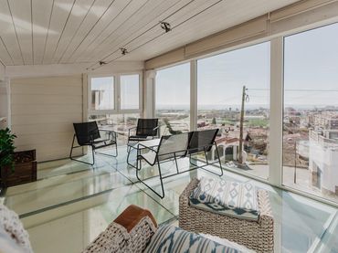 Casa con piscina en venta en ZABALETA