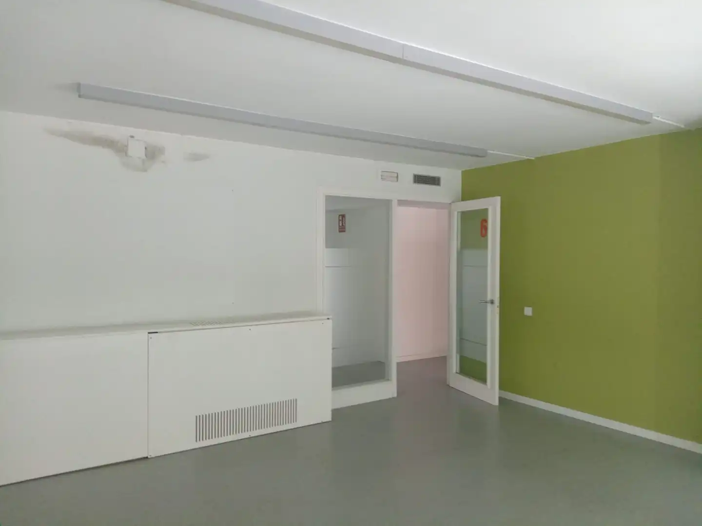 Gewerbefläche zum Verkauf in Marques de comillas, imagen 4
