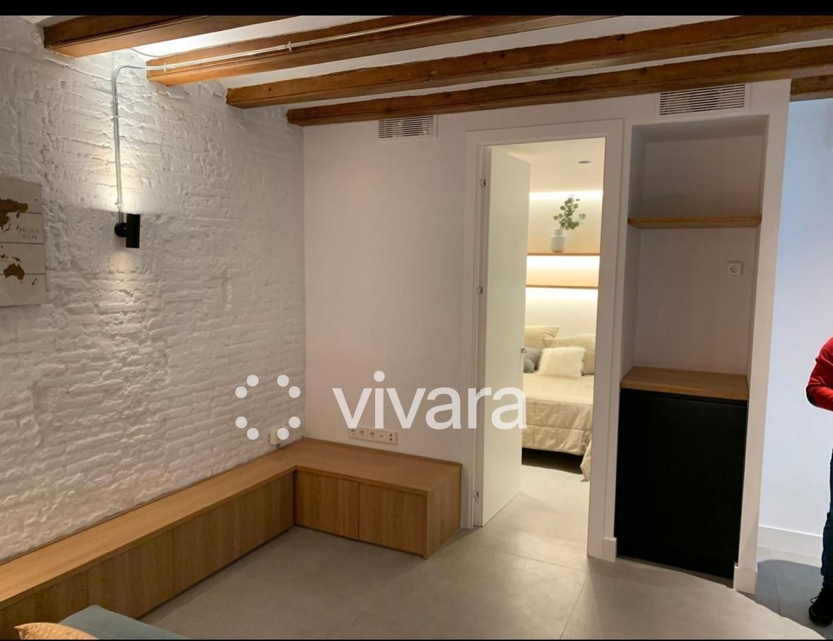 Dormitori de Pis en venda en  Barcelona Capital amb Aire condicionat i Alarma