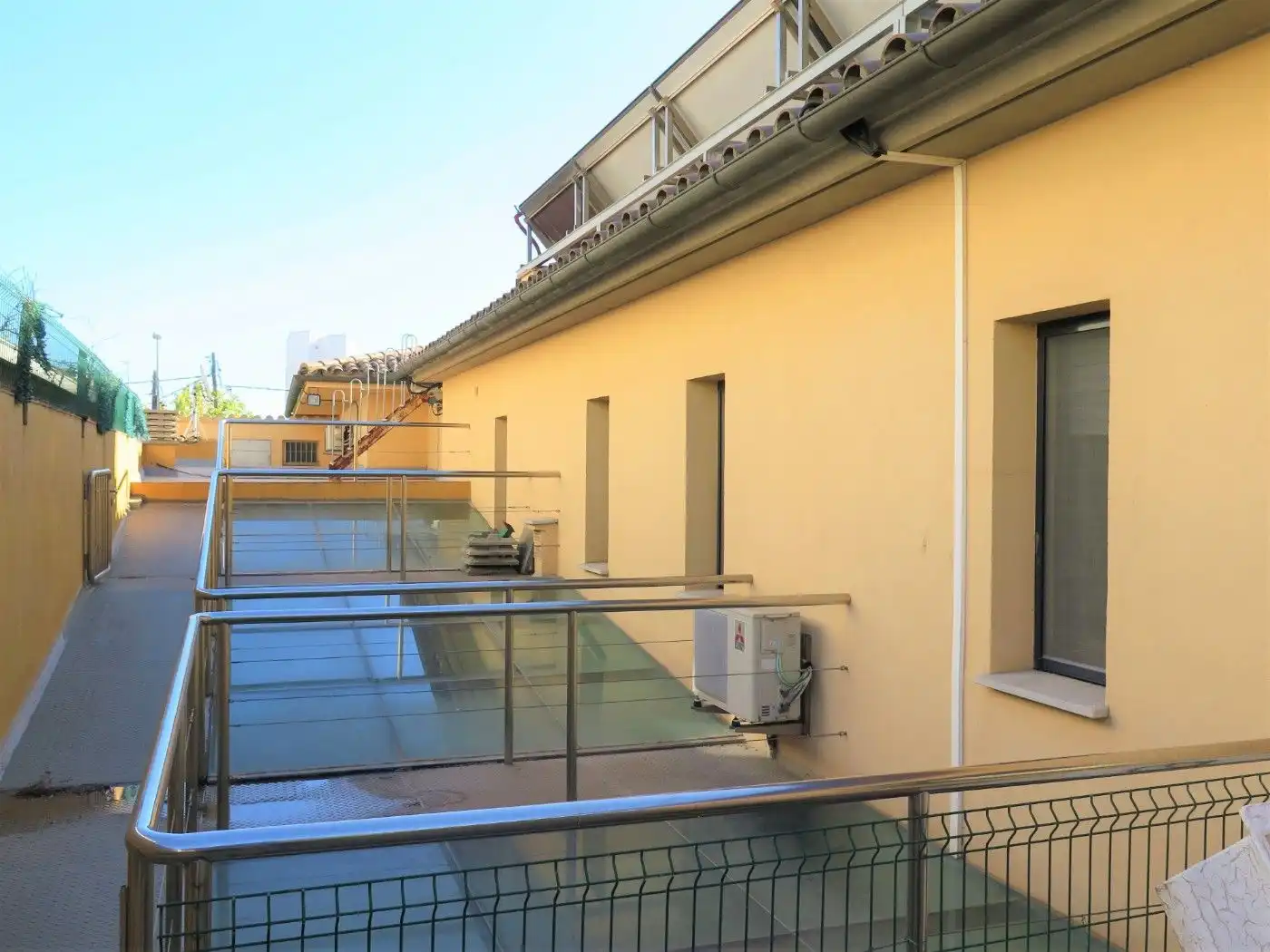 Balcony of Houses for sale in L'Escala  with Air Conditioner, Heating and Private garden