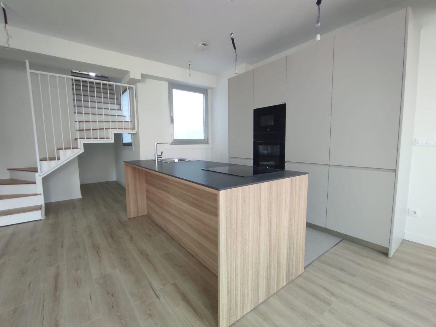 Kitchen of Duplex for sale in Vigo 