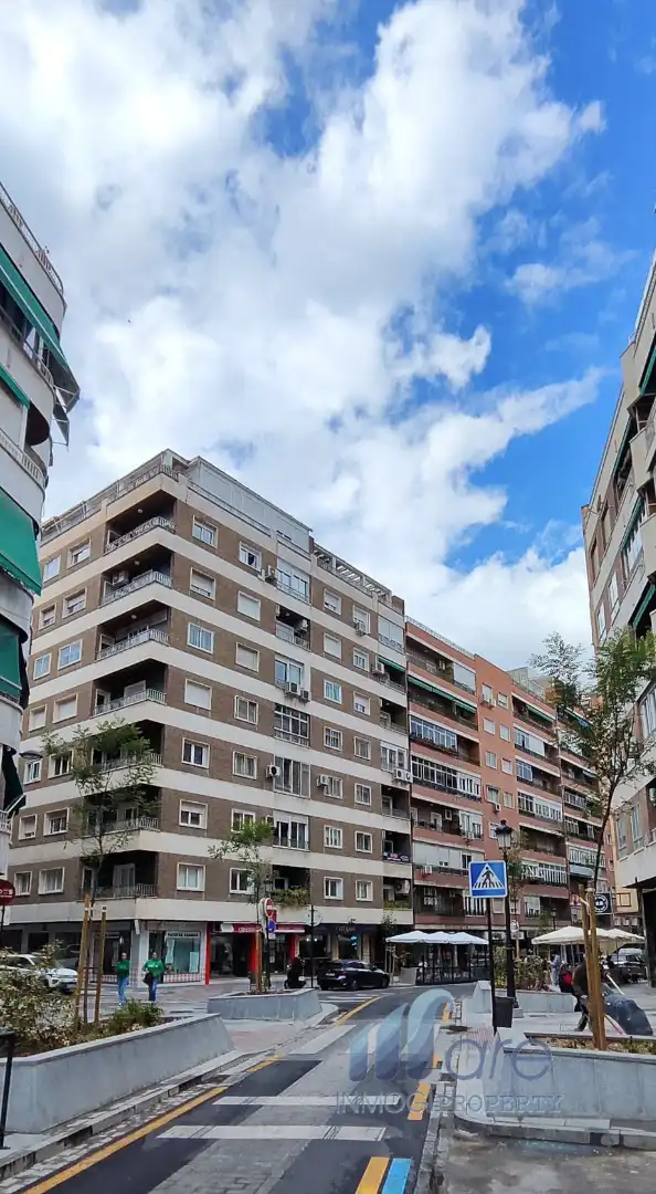 Flat with lift for sale in Calle Trajano 8, imagen 2