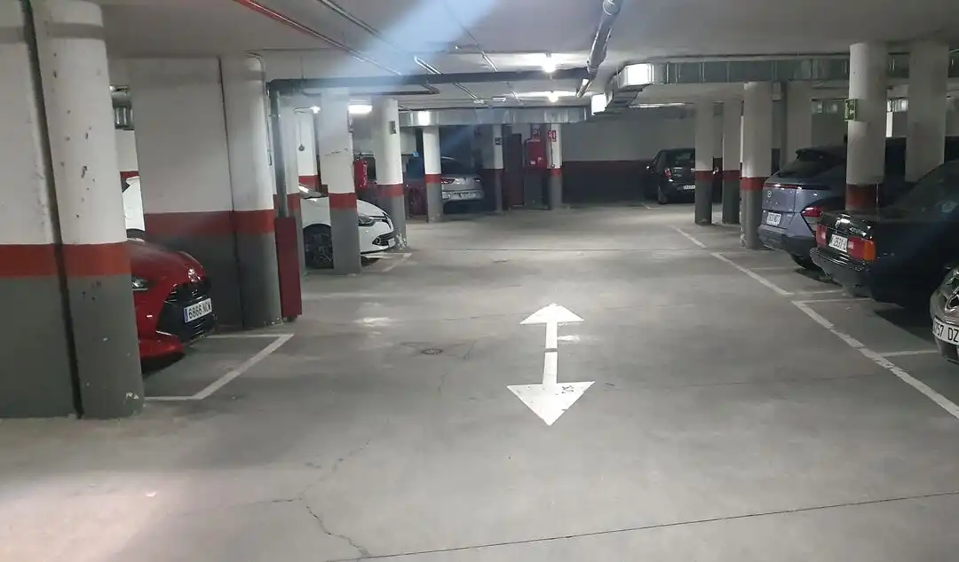 Aparcament de Garatge en venda en Madrid