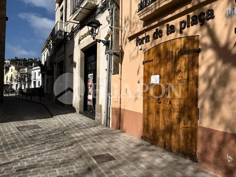 Vista exterior de Pis en venda en Alella amb Aire condicionat, Calefacció i Terrassa