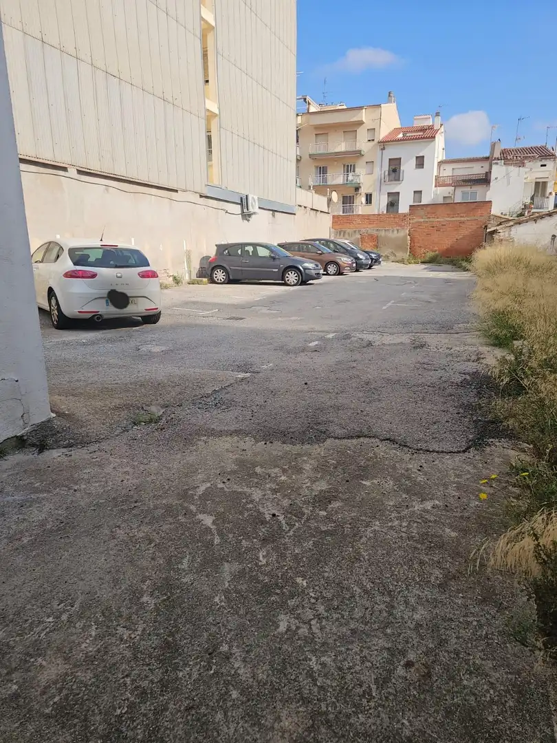 Terreny residencial en venda a Nucli Urbà, imagen 6