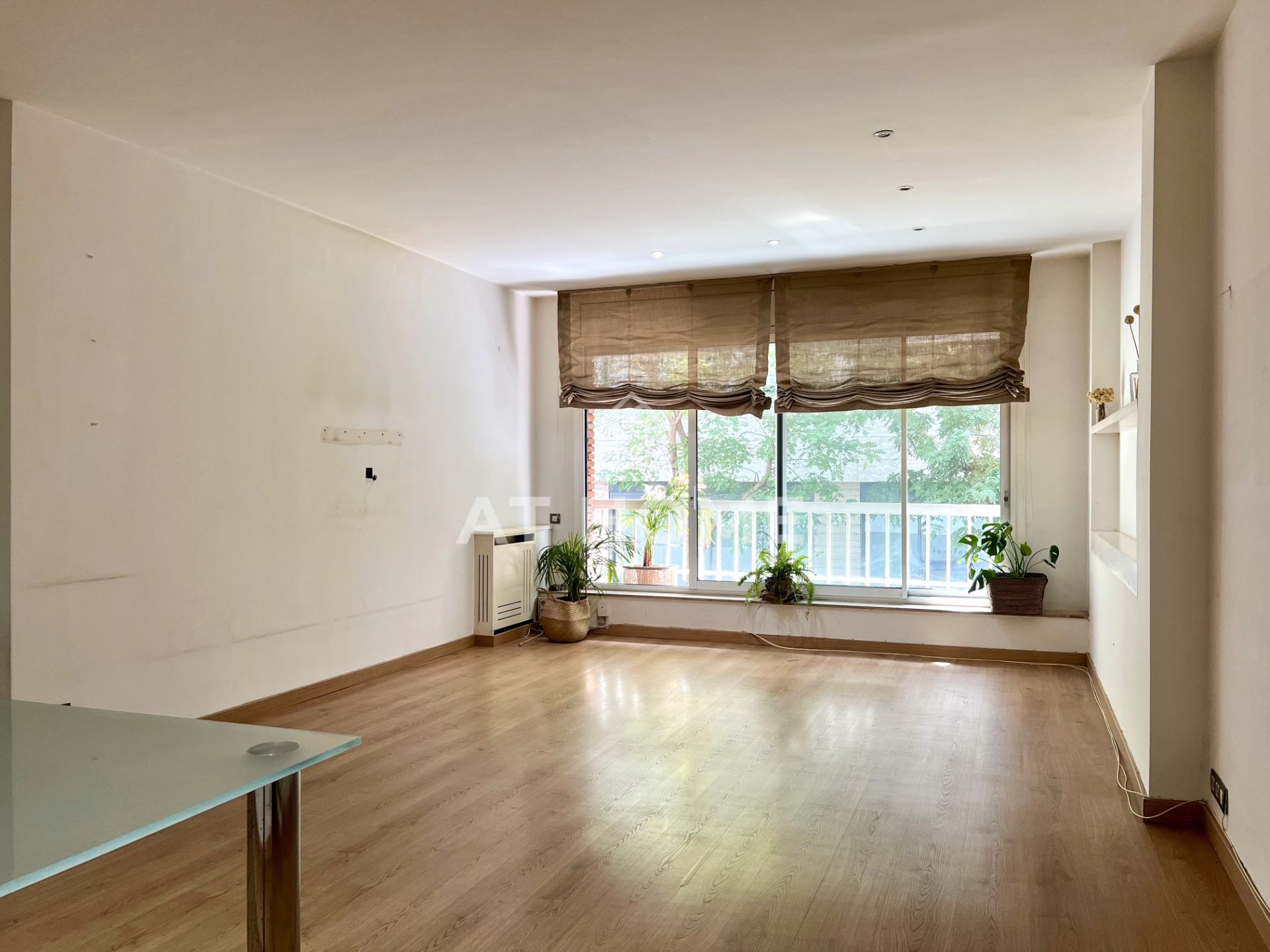 Living room of Flat for sale in  Barcelona Capital  with Heating and Parquet flooring