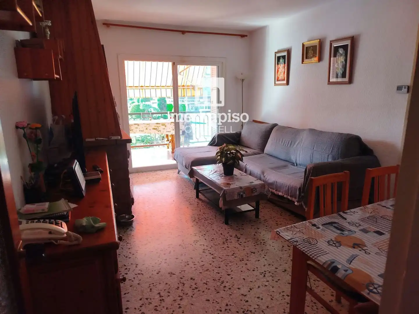 Sala d'estar de Pis en venda en Cunit amb Calefacció, Terrassa i Traster