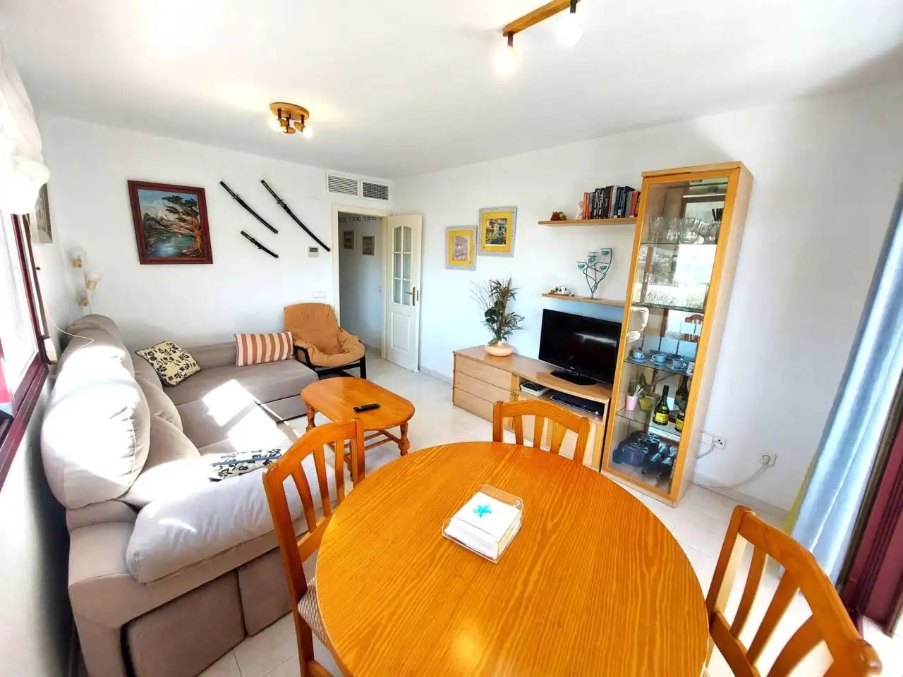 Wohnzimmer von Wohnung zum Verkauf in Calpe / Calp mit Klimaanlage, Terrasse und Möbliert