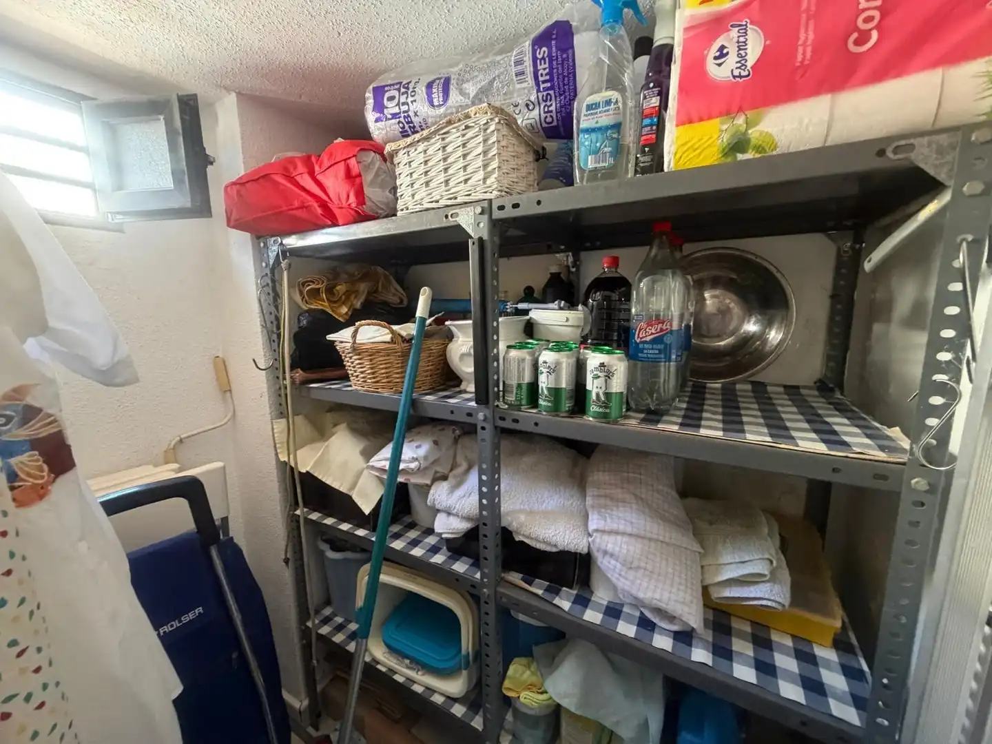 Wohnung zum Verkauf in Águilas mit Terrasse, Abstellraum und Möbliert