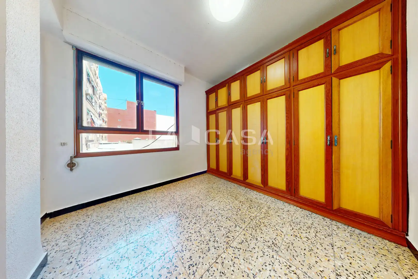 Habitación de Piso en venta en Valencia con Aire acondicionado y Balcón
