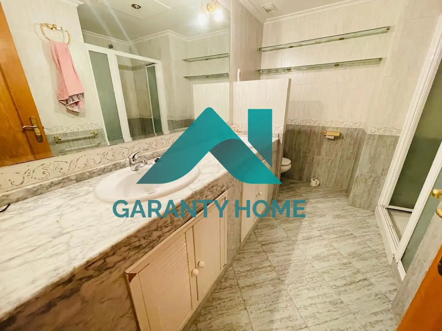 Baño de Piso en venta en Cáceres con Aire acondicionado, Calefacción y Parquet