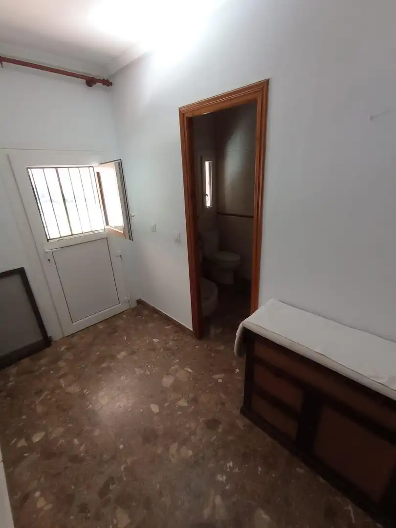 Bany de Casa o xalet en venda en Cáceres amb Aire condicionat, Calefacció i Jardí privat