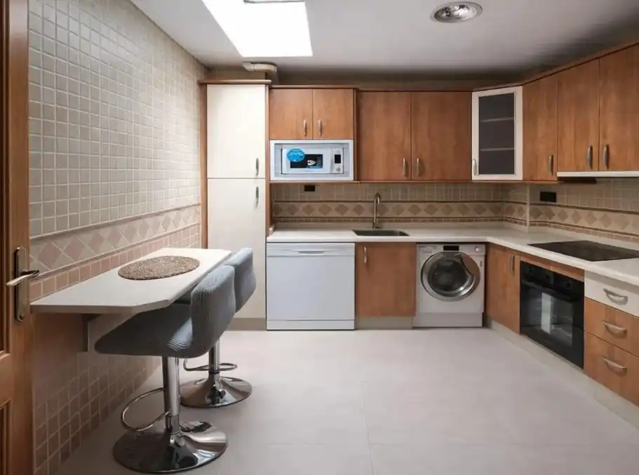 Cuina de Pis en venda en  Jaén Capital amb Aire condicionat, Terrassa i Moblat