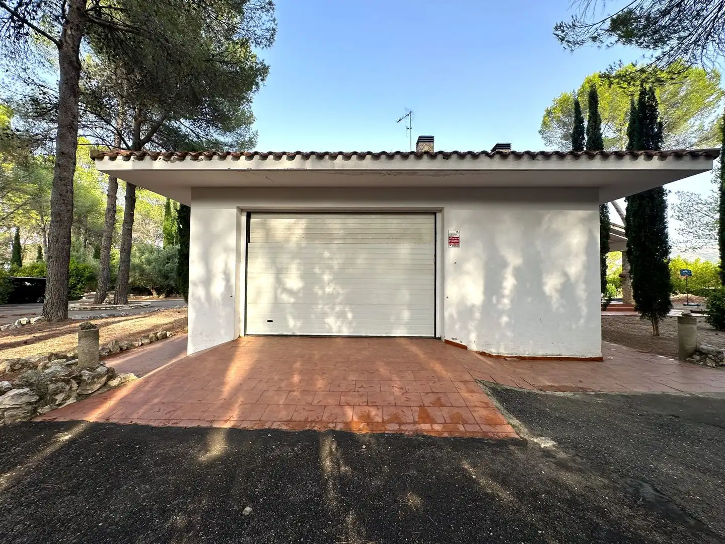 Parking de Casa o chalet en venta en Ontinyent con Calefacción, Jardín privado y Piscina
