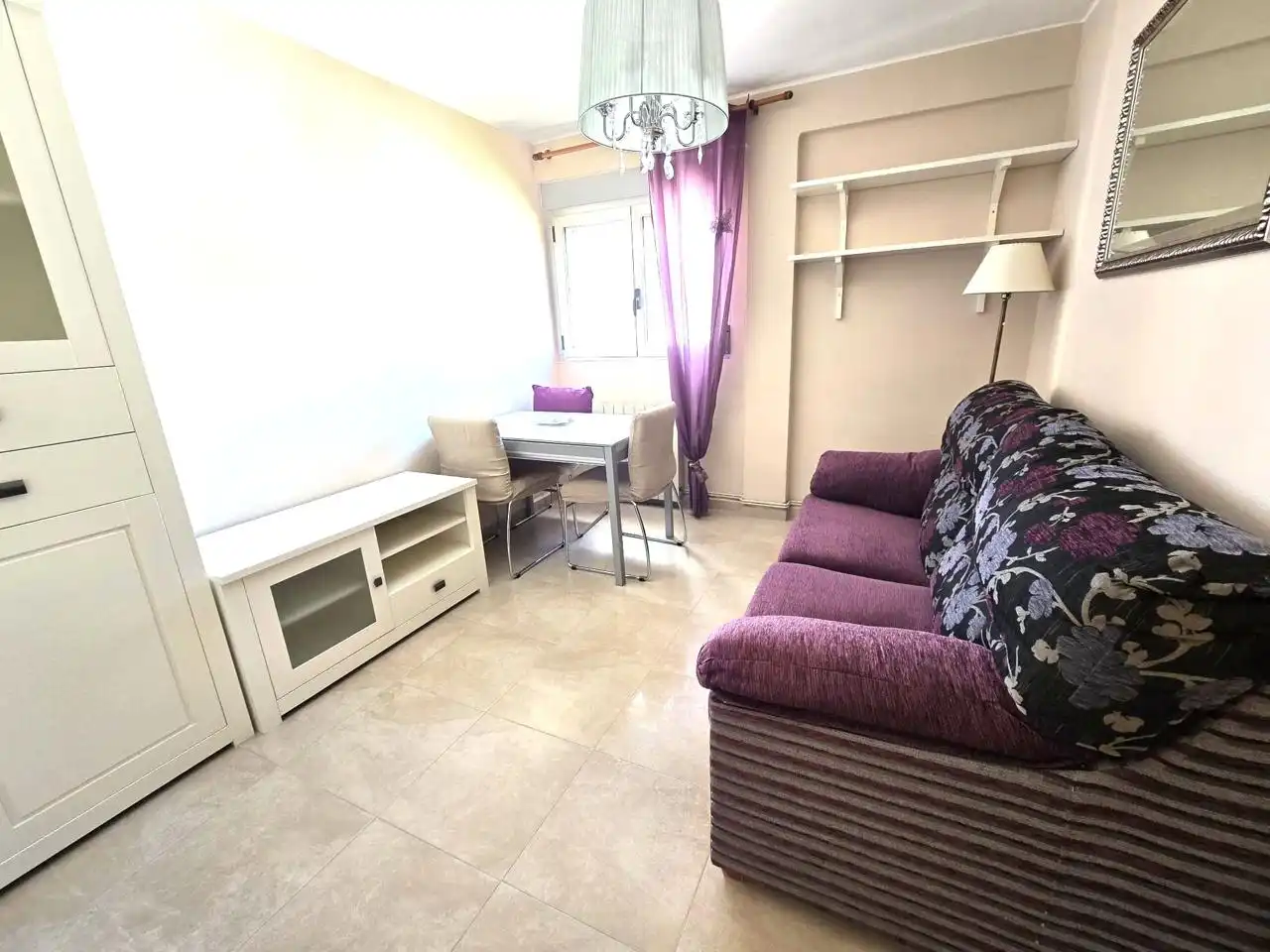 Habitación de Piso en venta en Zaragoza con Calefacción y Amueblado
