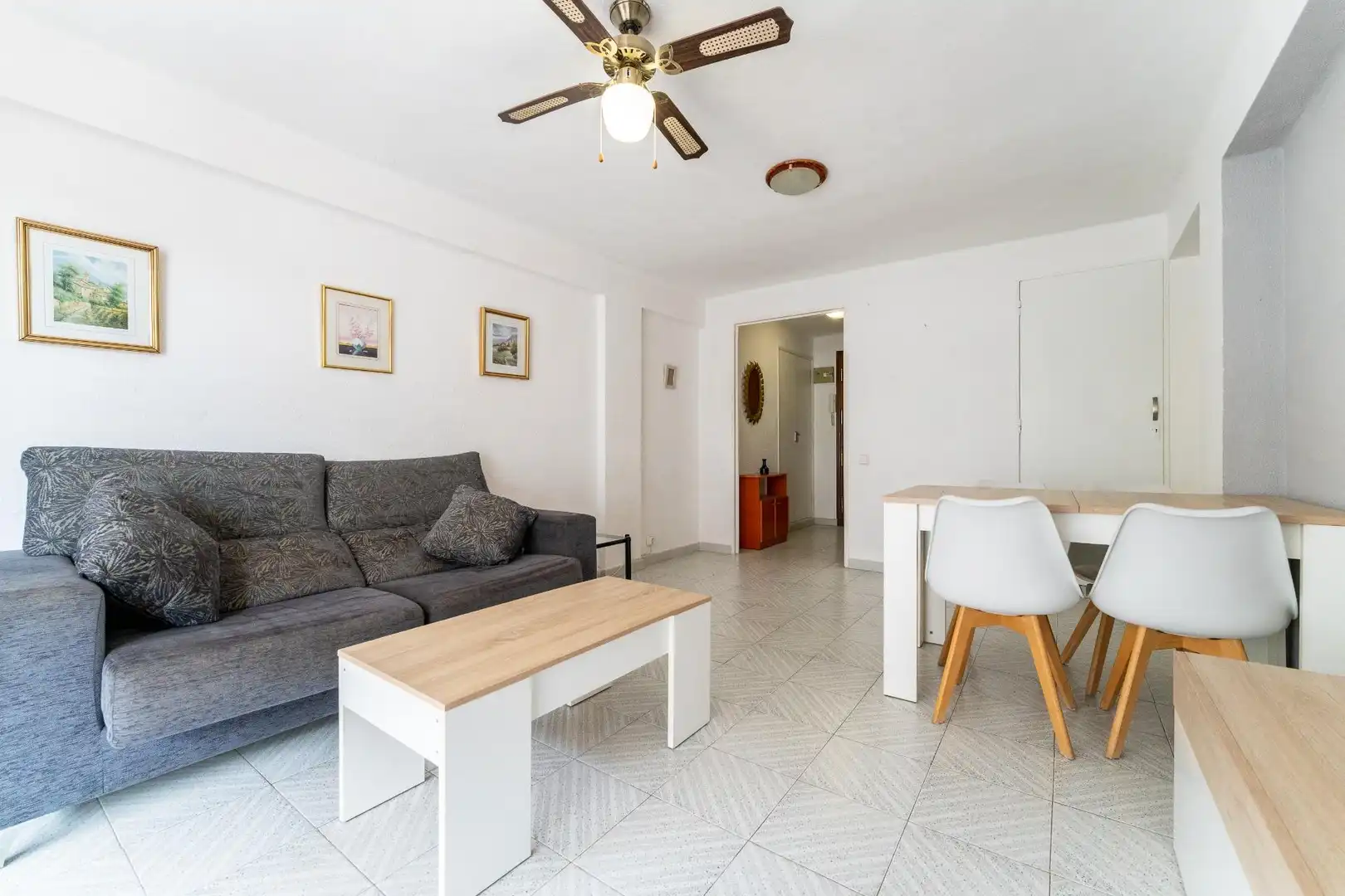 Wohnzimmer von Wohnungen zum Verkauf in Salou mit Privatgarten, Terrasse und Gemeinschaftspool