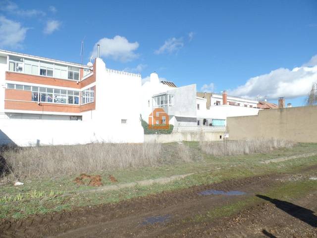 Terreno residencial en Venta en Luis de Góngora en Santovenia de la Valdoncina
