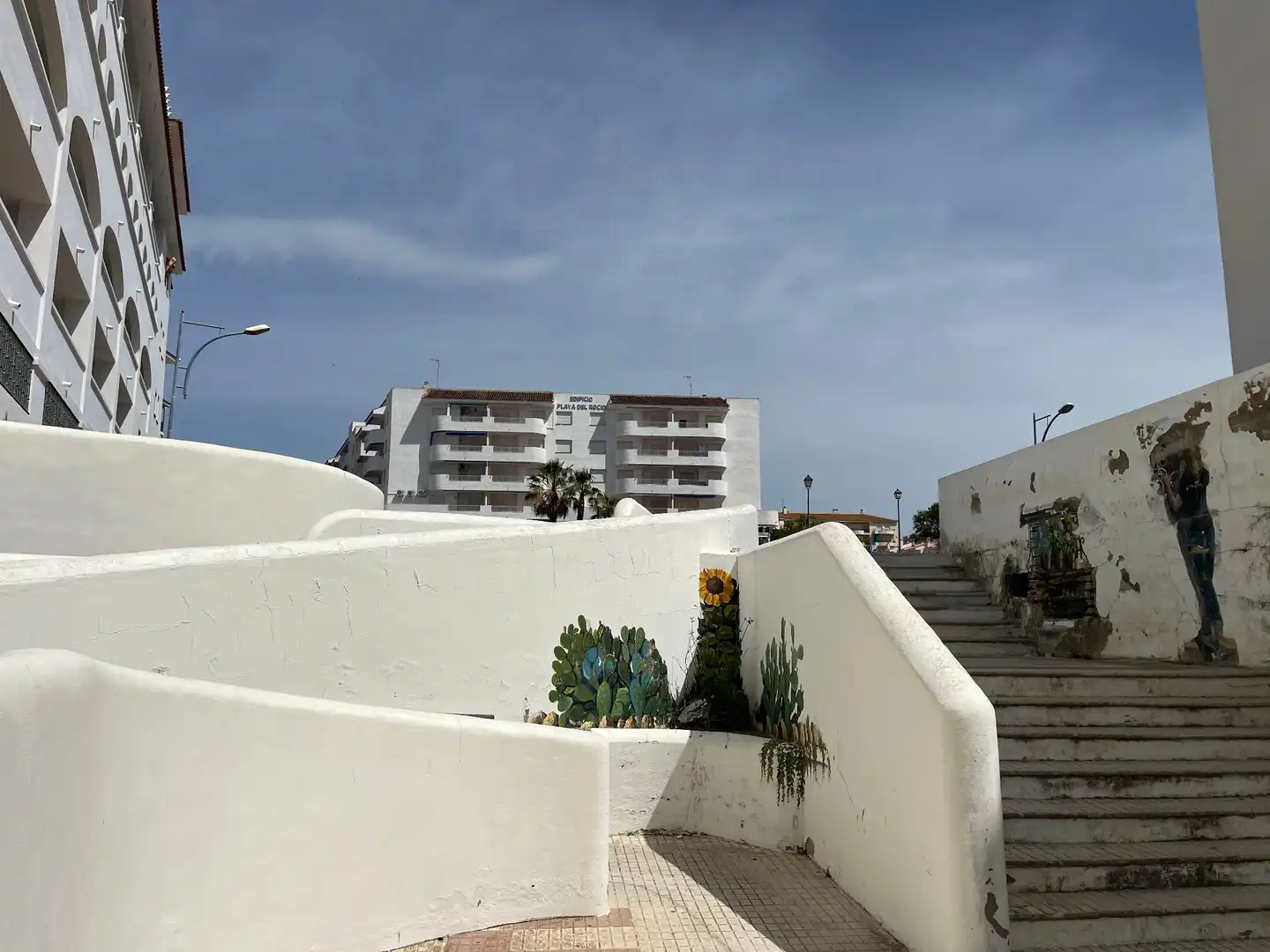 Vista exterior de Piso en venta en Almonte con Amueblado, Lavadora y Microondas