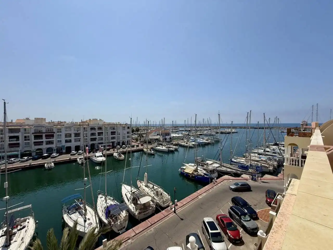 Dachboden zum Verkauf in El Ejido mit Klimaanlage, Terrasse und Möbliert