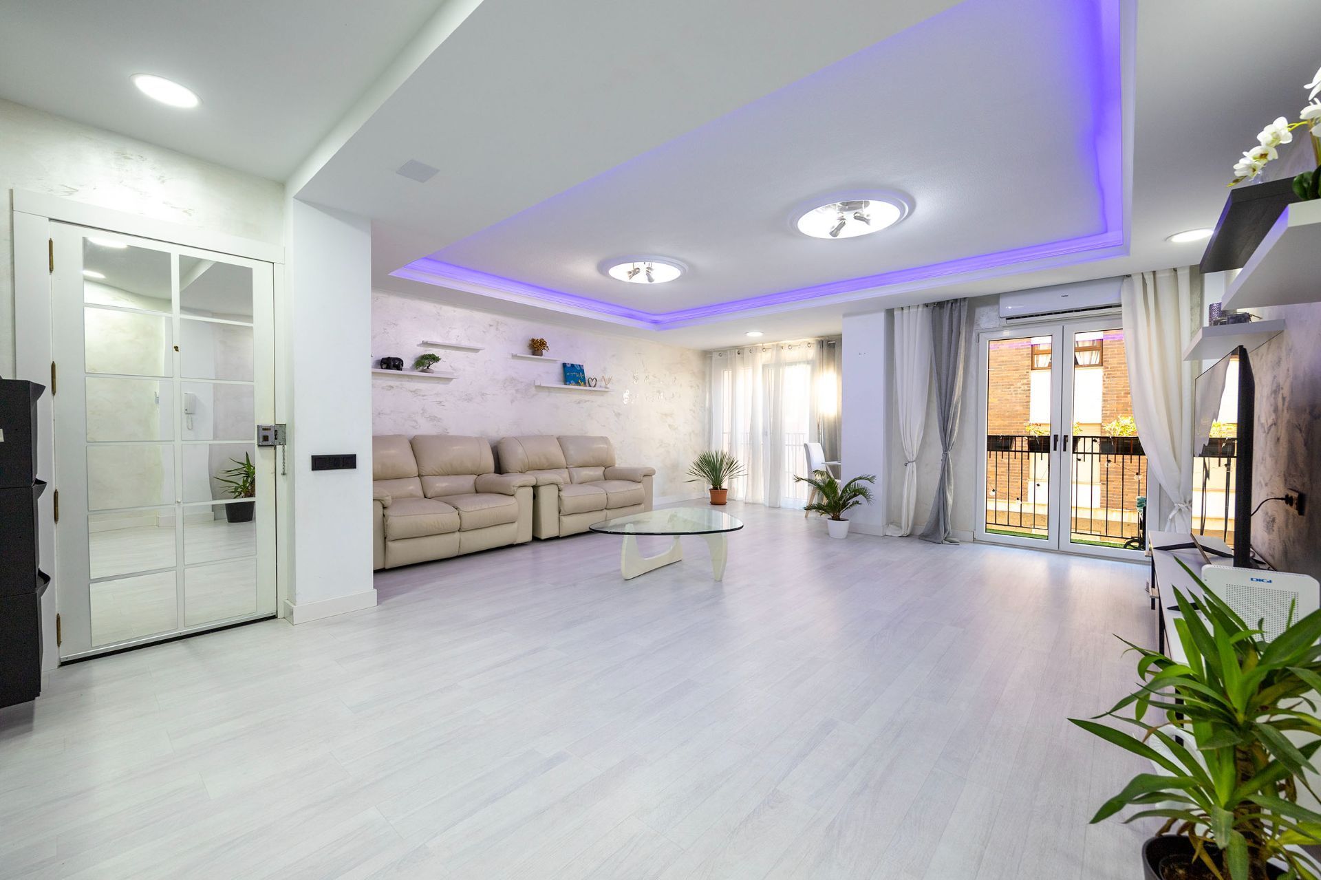 Sala de estar de Piso en venta en Elche / Elx con Aire acondicionado, Calefacción y Trastero