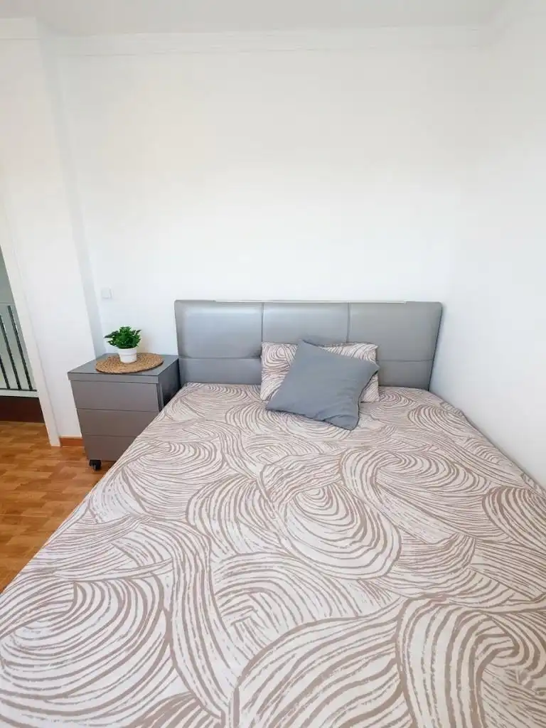 Dormitori de Casa o xalet en venda en Torremolinos amb Aire condicionat, Calefacció i Jardí privat