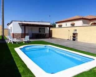 Piscina de Casa o xalet de lloguer en Chiclana de la Frontera amb Aire condicionat i Piscina