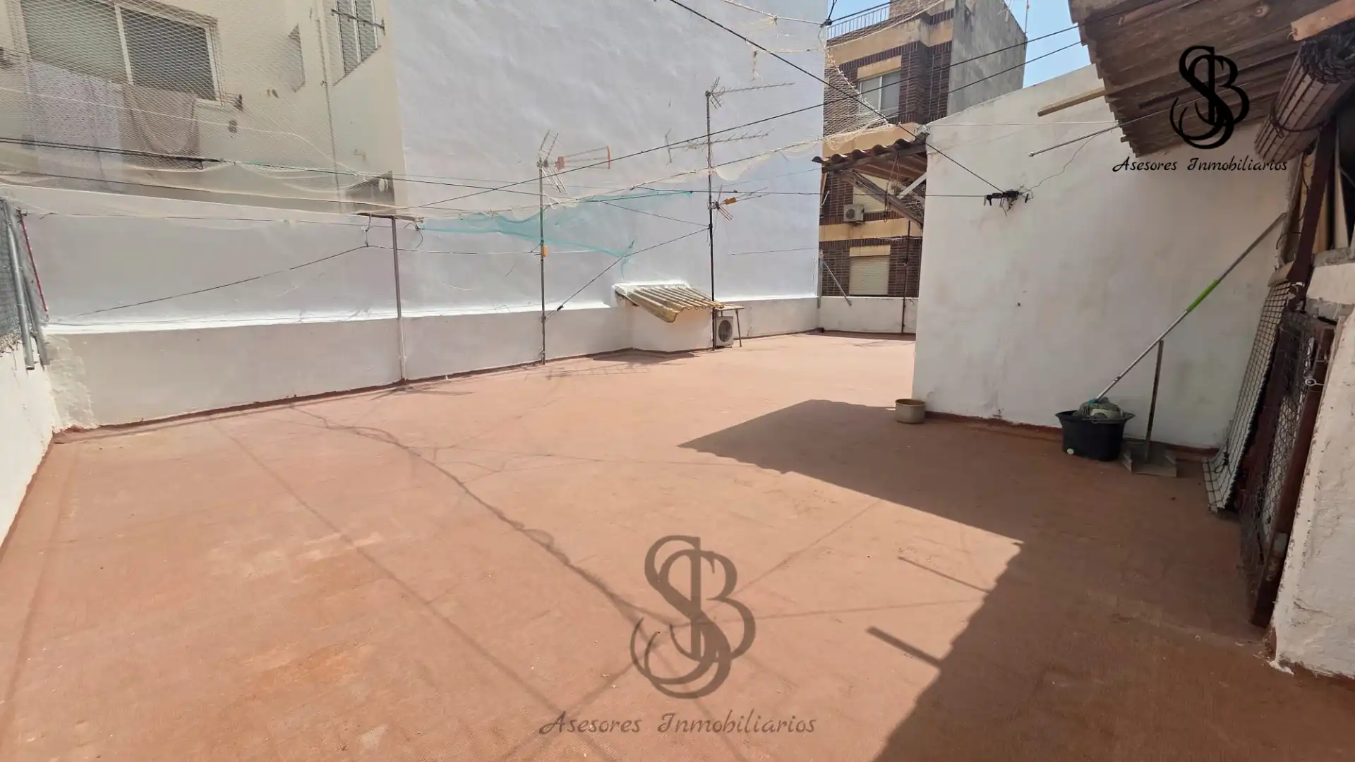 Piso con terraza en venta en Carrer Pi y Margall, imagen 2