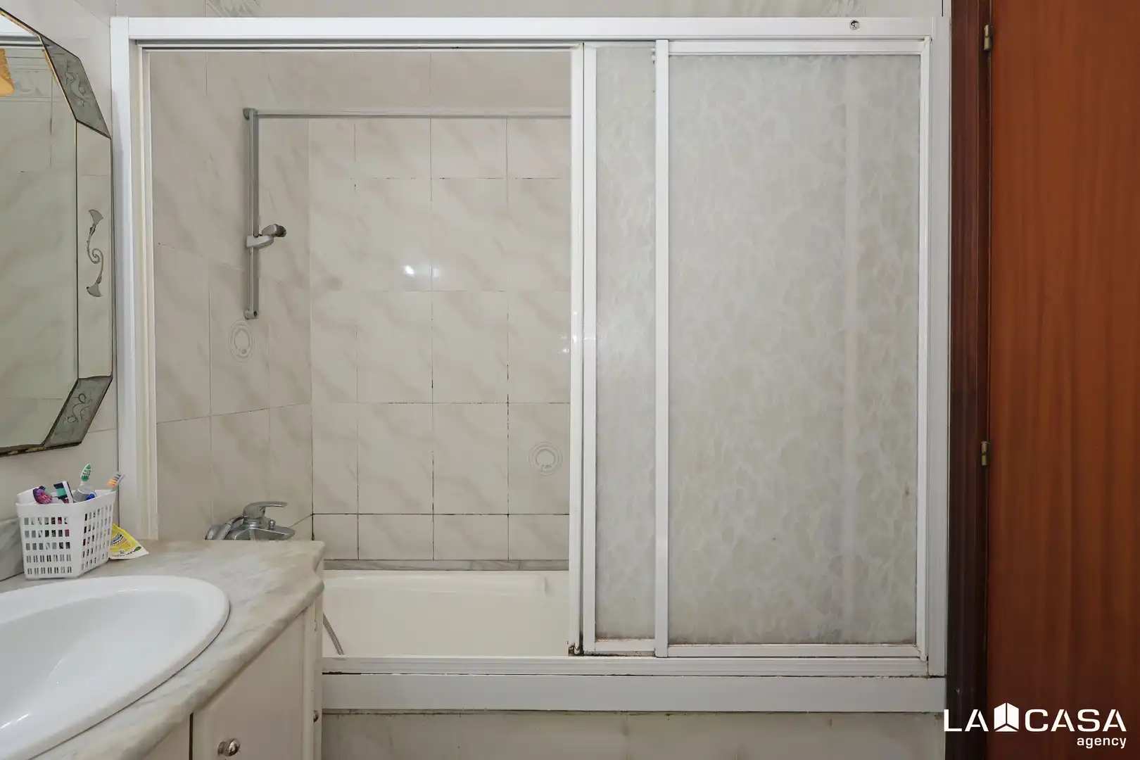 Baño de Piso en venta en Barcelona con Balcón