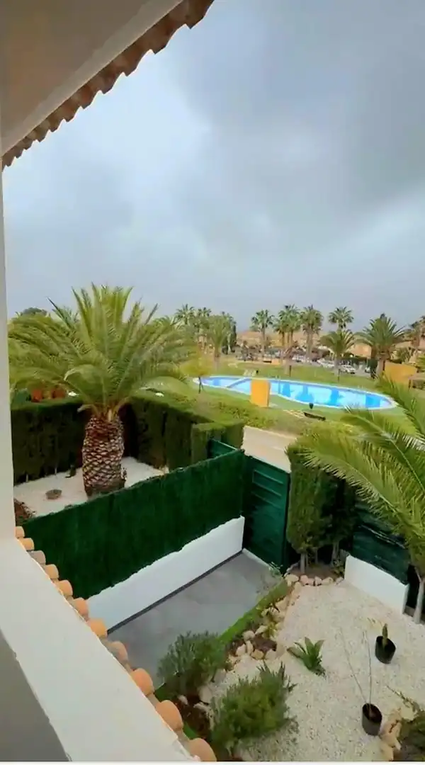 Swimming pool of Detached homes for rent in Mutxamel  with Air Conditioner, Private garden and Parquet flooring