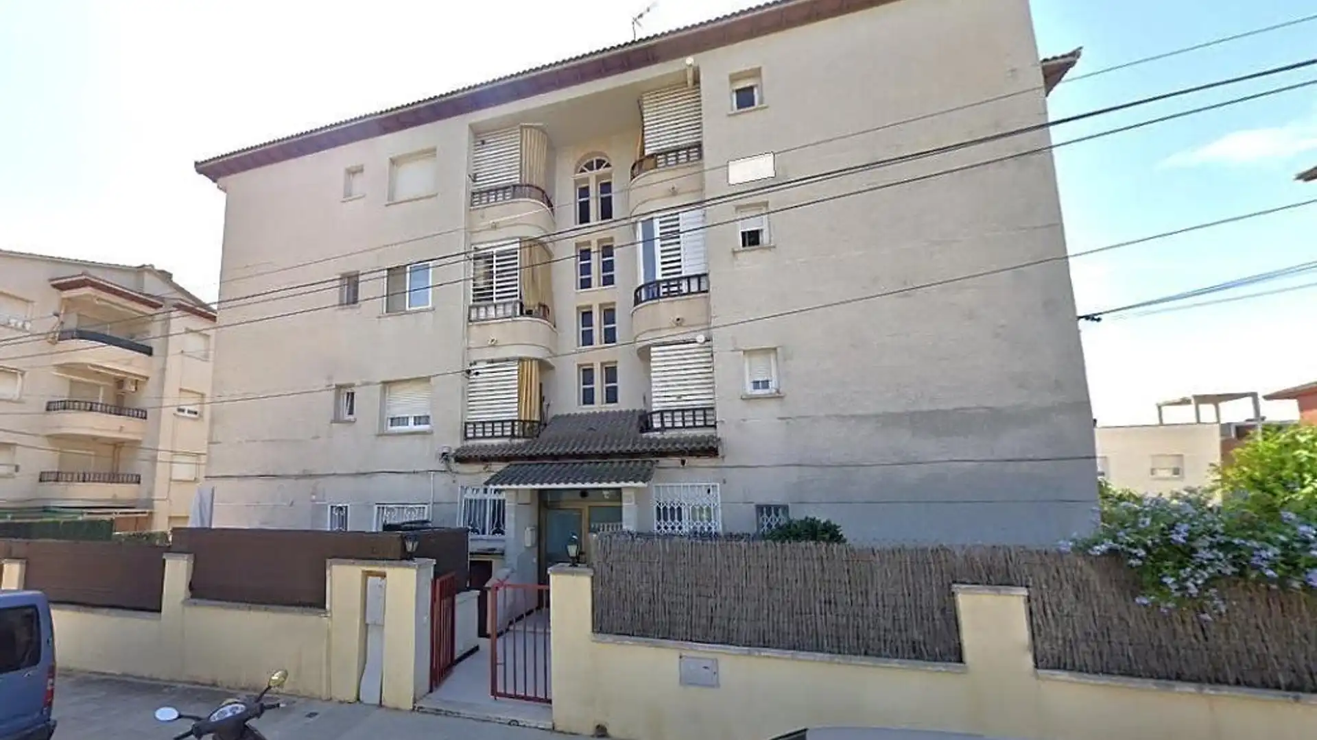 Exterior view of Flat for sale in Cunit  with Terrace and Storage room