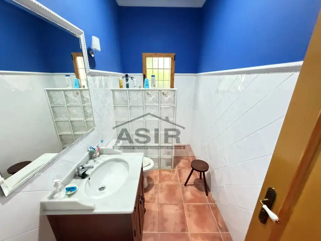 Bathroom of Houses for rent in Alzira  with Terrace and Swimming Pool