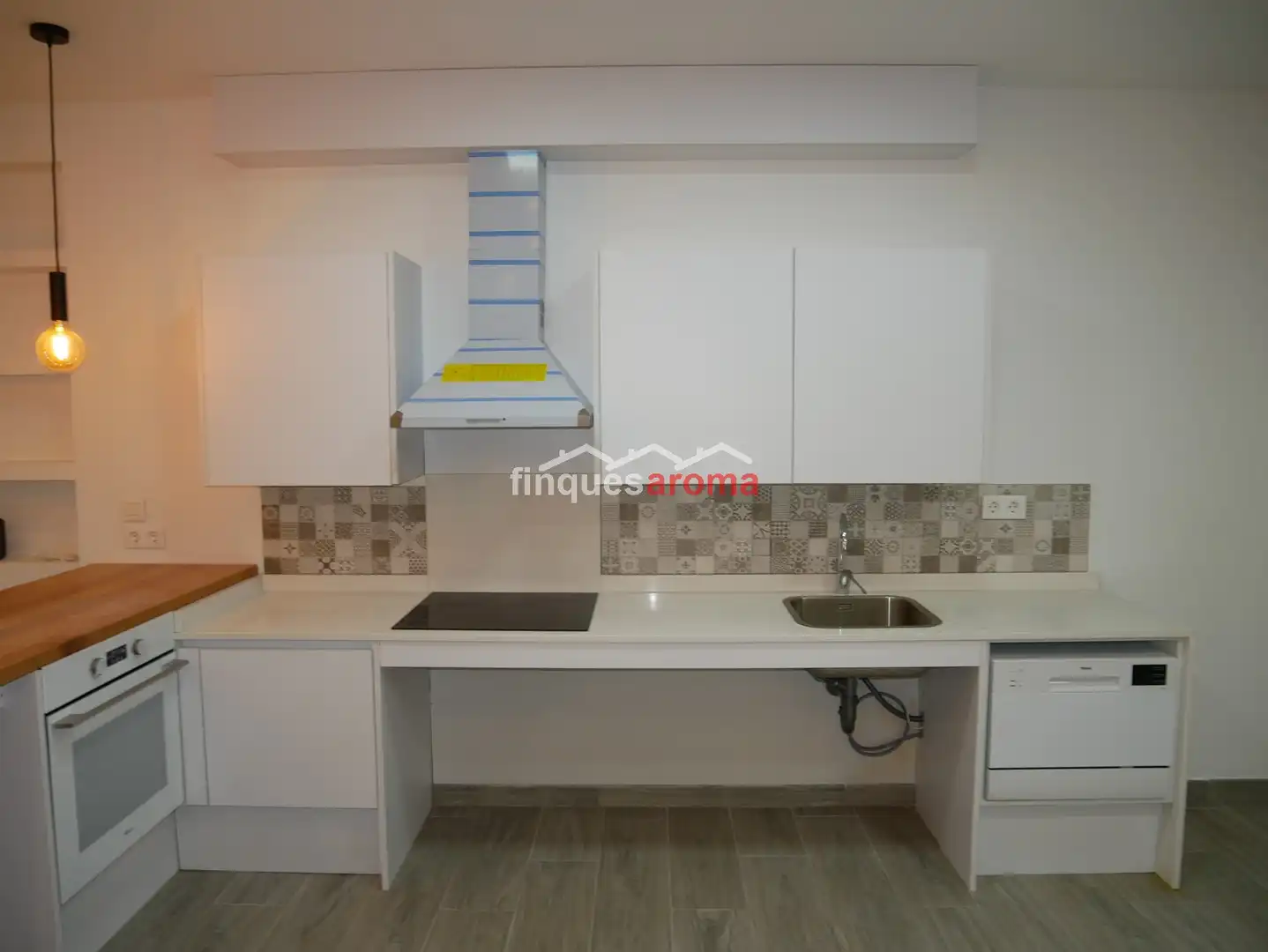 Cocina de Piso en venta en Valls con Calefacción, Horno y Lavadora