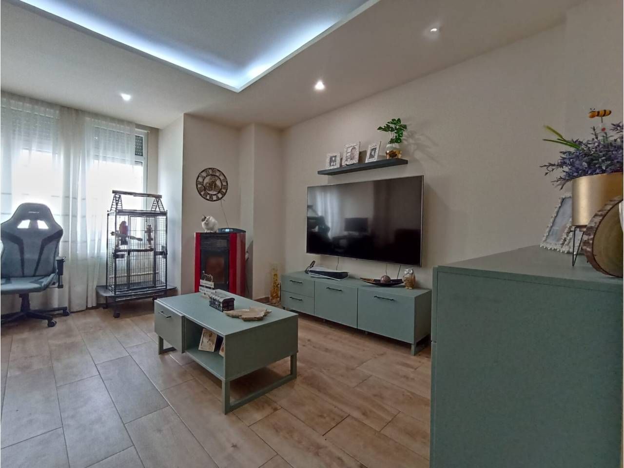 Sala de estar de Casa adosada en venta en Villalbilla de Burgos con Calefacción y Terraza