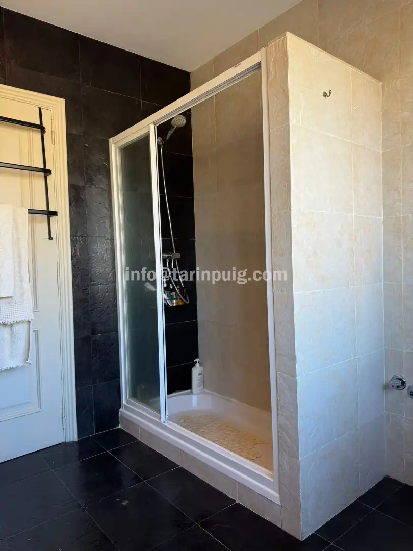 Baño de Casa o chalet en venta en Begues con Aire acondicionado, Calefacción y Jardín privado