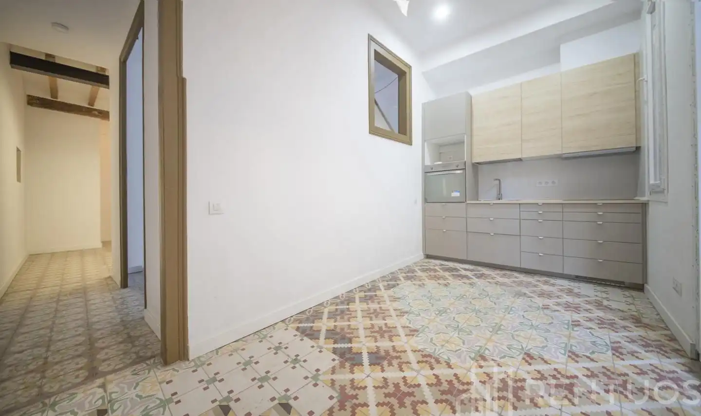 Local de alquiler en calle de Sant Pere Màrtir, Vila de Gràcia
