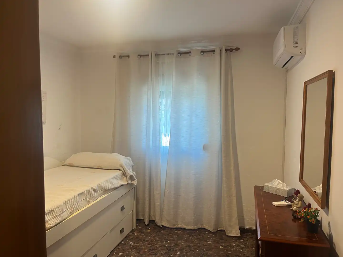 Habitación de Piso en venta en Antequera con Aire acondicionado, Amueblado y Lavadora