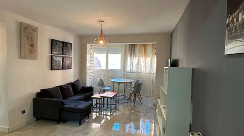 Piso reformado en venta en zona Tres Olivos, imatge 3