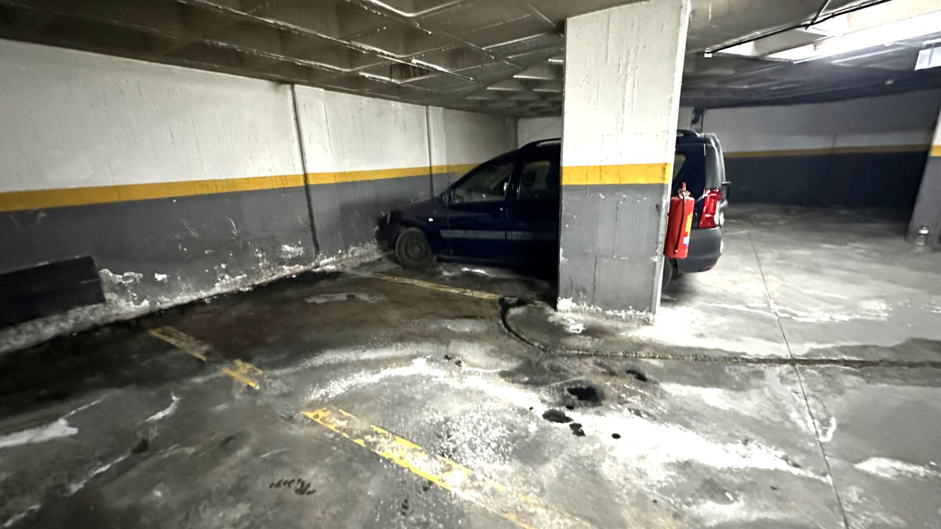 Garage to rent in Calle de Arroyomolinos, El Arroyo - La Fuente