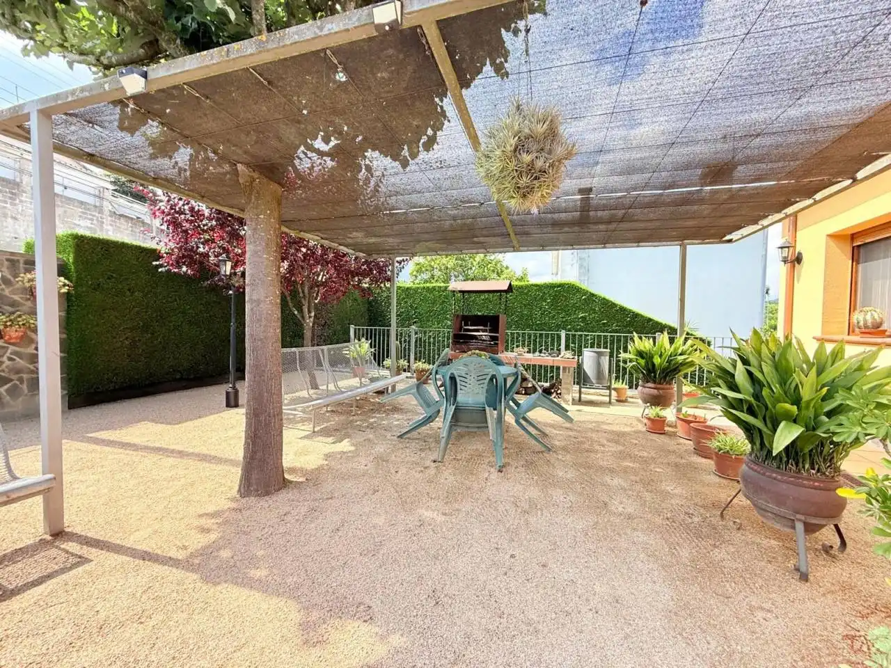 Casa con jardín en venta en Calle Miguel Ángel, imagen 2