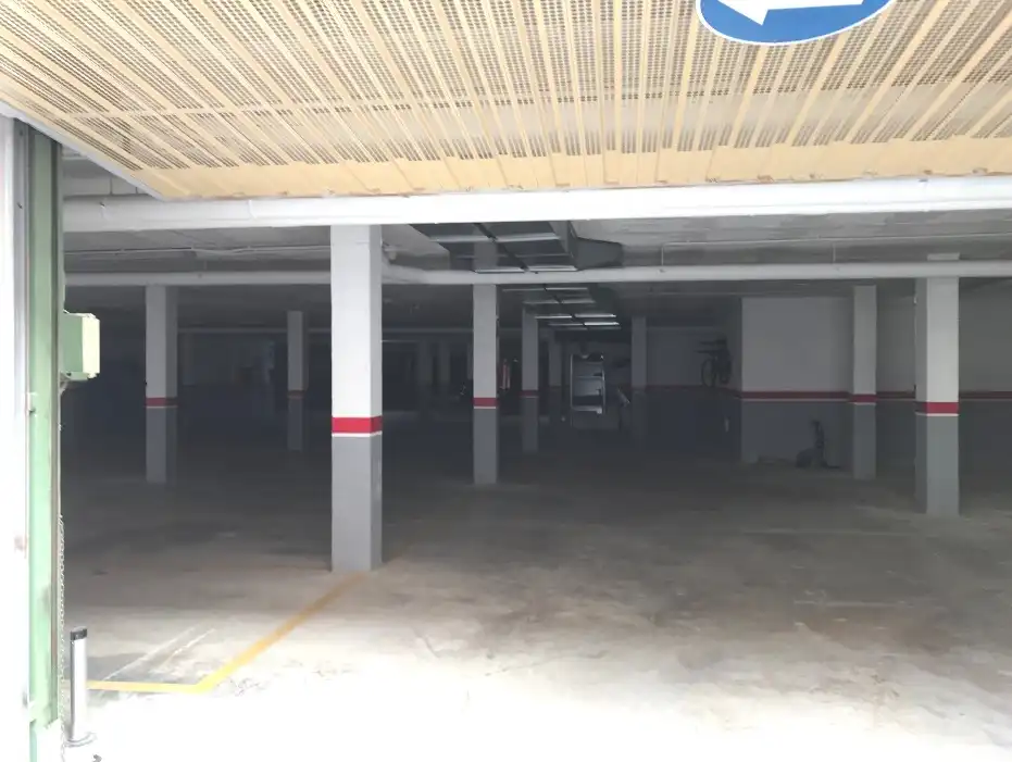 Garage zum Verkauf in De Barcelona, Centre