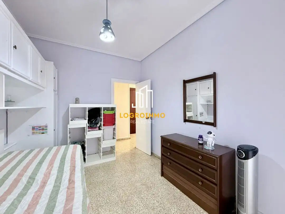 Bedroom of Flat for sale in  Logroño  with Heating and Terrace