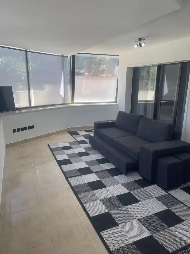 Sala de estar de Apartamento en venta en Estepona con Aire acondicionado y Piscina