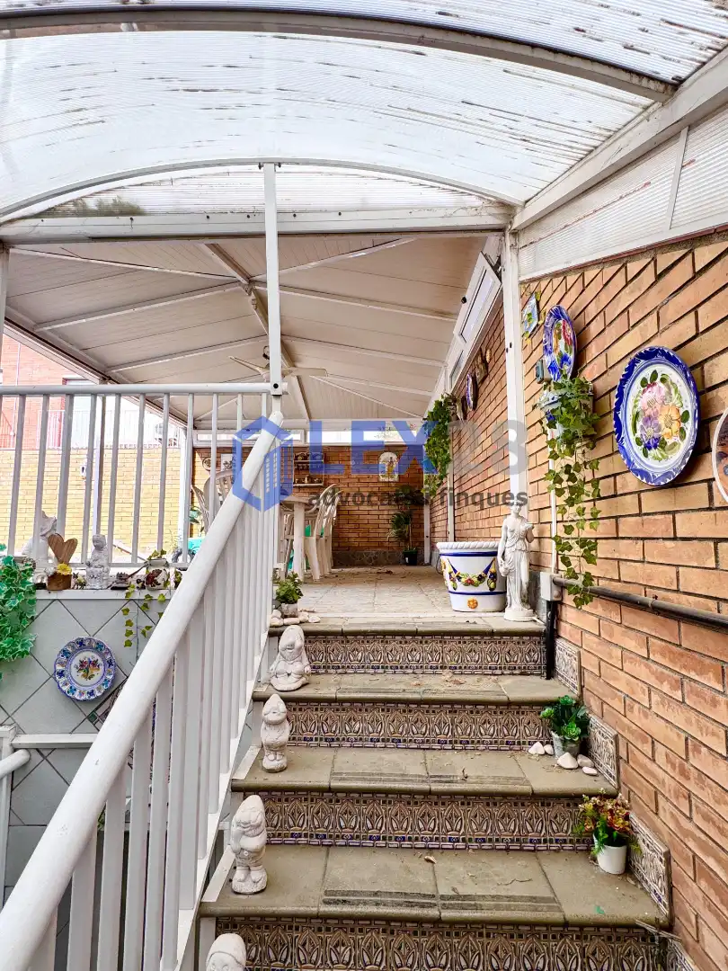 Terraza de Casa adosada en venta en Badalona con Aire acondicionado, Calefacción y Jardín privado
