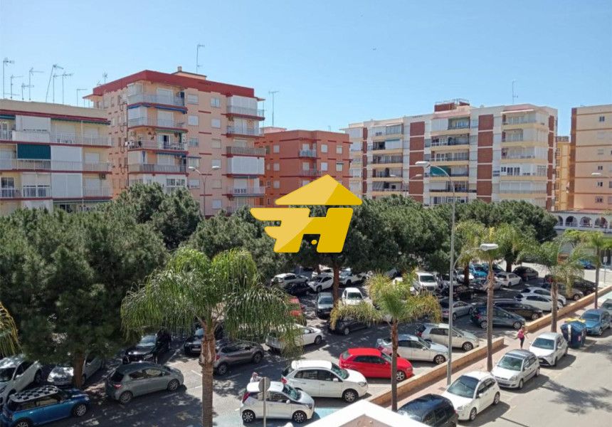 Vista exterior de Pis de lloguer en Vélez-Málaga amb Moblat i Balcó
