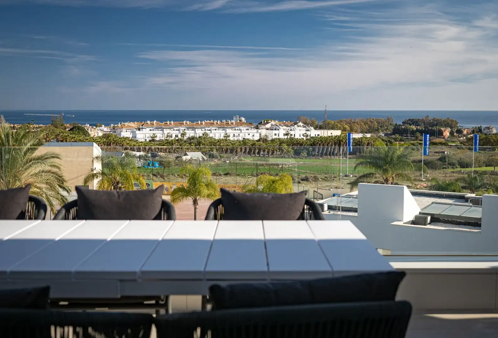 Terraza de Ático de alquiler en Estepona con Aire acondicionado, Terraza y Trastero