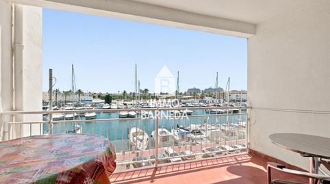Foto 2 de Piso en venta en Port Grec, 1, Port Grec - Port Moxó, Empuriabrava